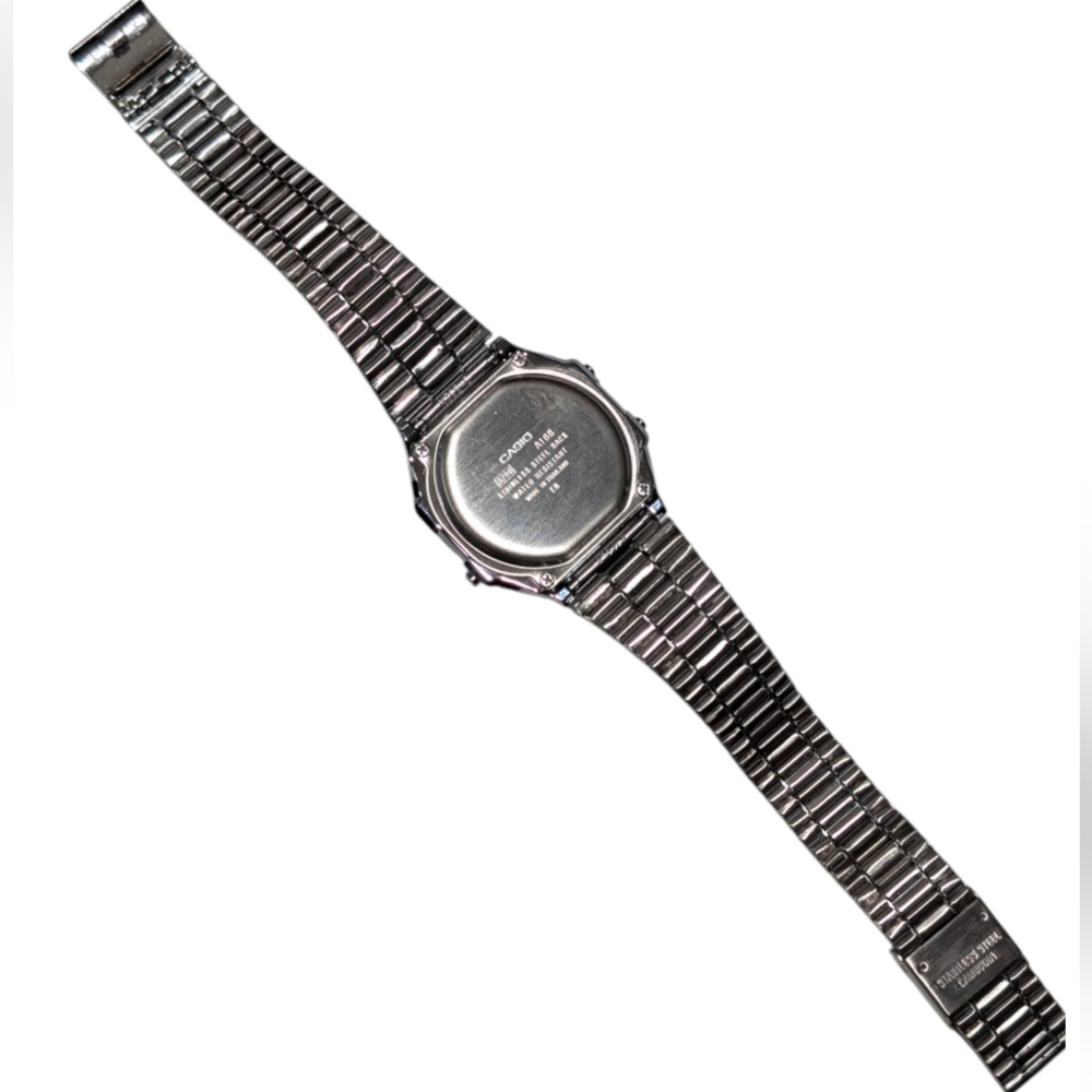 Casio stainless steel wristwatch NEW - Picture 3 of 6